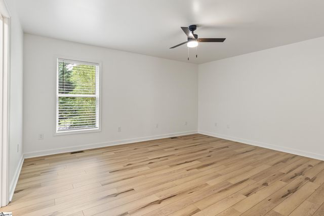 421 Wood Road, Taylors, SC 29687