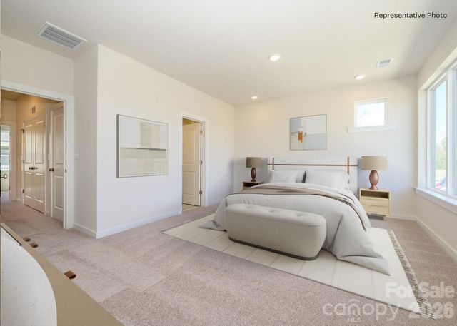 1535 Lithium Lane, Charlotte, NC 28211