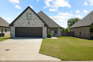 924 Sandra Lane, Jonesboro, AR 72405