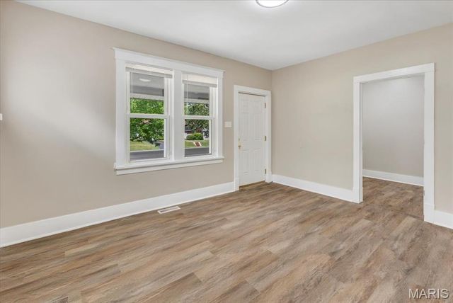 2424 Gothland Avenue, Overland, MO 63114