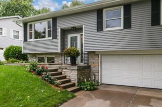 3901 18th Street, Bettendorf, IA 52722