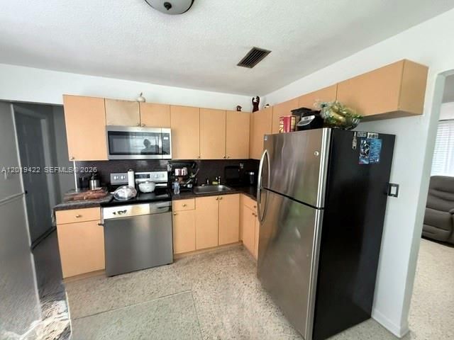 9385-9387 SW 37th Street, Miami, FL 33165
