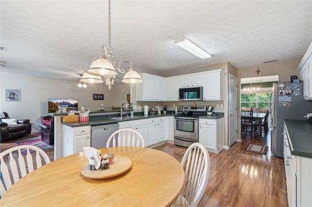 658 Bartow Drive, Dacula, GA 30019