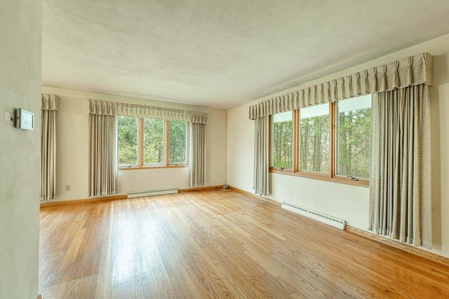 6689 Purcell Road, Belleville, WI 53508