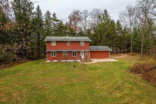 6689 Purcell Road, Belleville, WI 53508