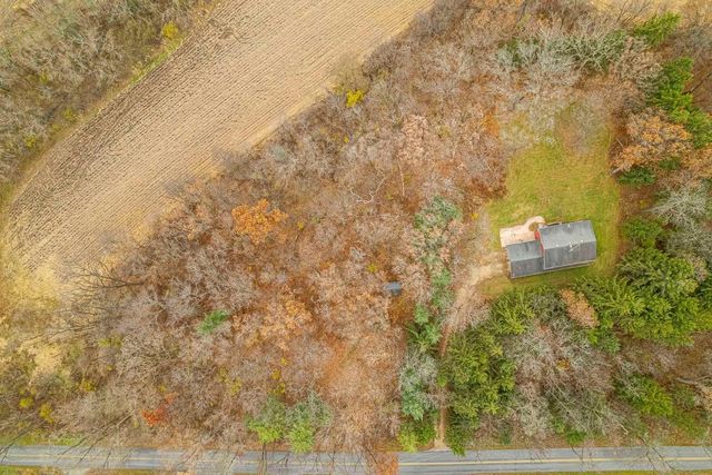 6689 Purcell Road, Belleville, WI 53508