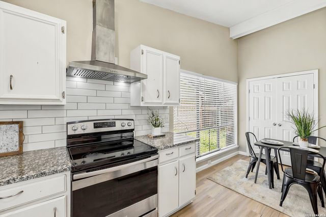 4622 LA MARQUESA ST, San Antonio, TX 78233