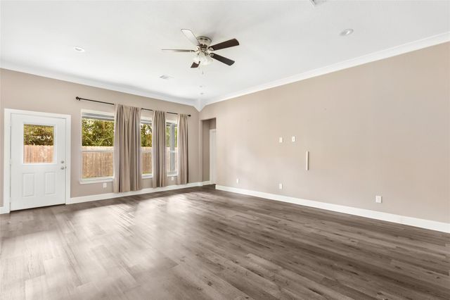 436 Pebble Drive, Dayton, TX 77535