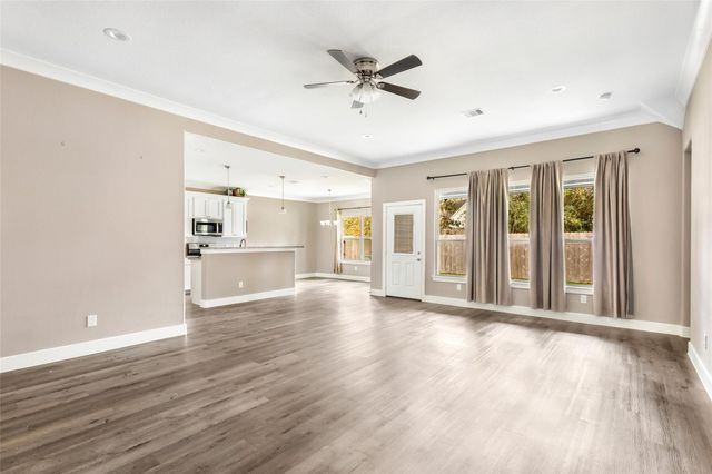 436 Pebble Drive, Dayton, TX 77535