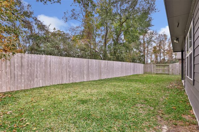 436 Pebble Drive, Dayton, TX 77535