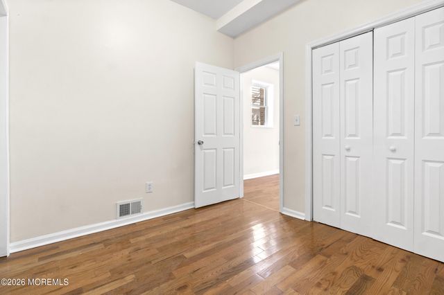 435 S 17th Street, Newark, NJ 07103