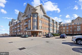 23 Pierside Dr Apt 226, Baltimore, MD 21230