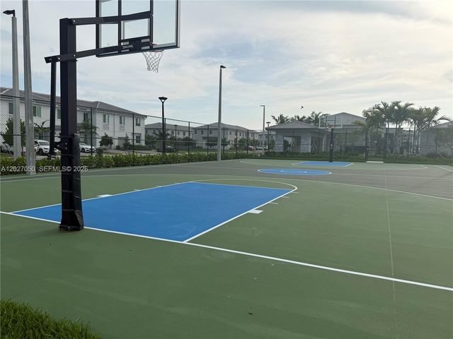 1371 SE 7th Ter 1371, Homestead, FL 33034