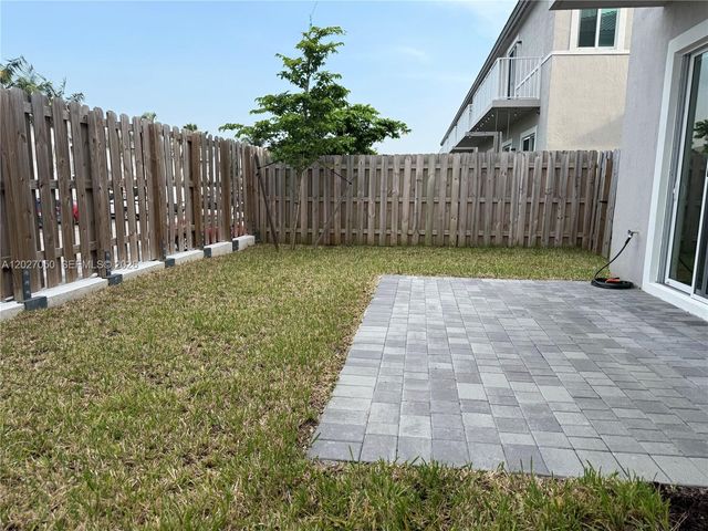 1371 SE 7th Ter 1371, Homestead, FL 33034