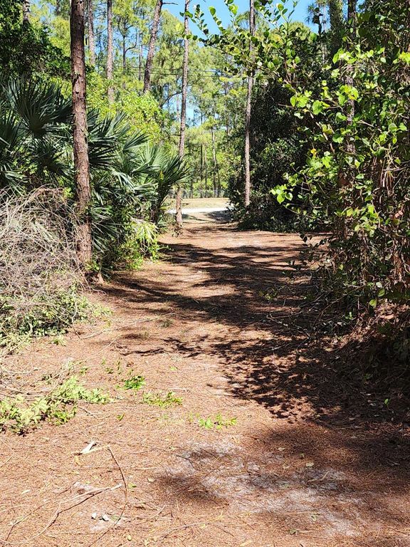 16784 84th Court N, The Acreage, FL 33470