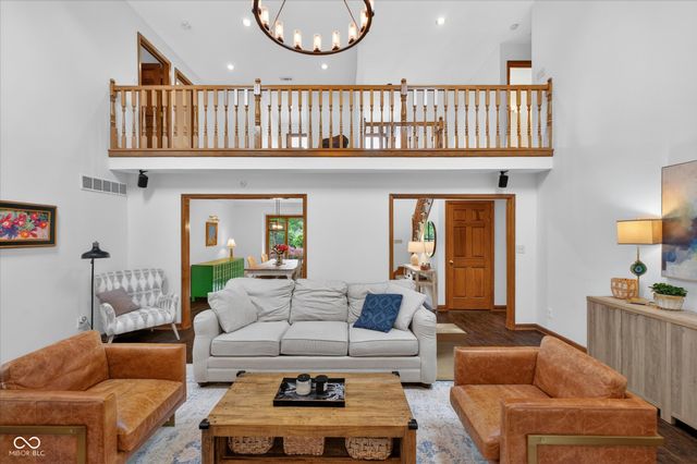 3762 Bent Tree Lane, Greenwood, IN 46143