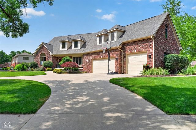 3762 Bent Tree Lane, Greenwood, IN 46143