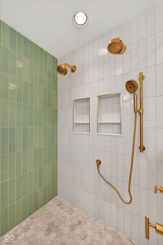 3762 Bent Tree Lane, Greenwood, IN 46143