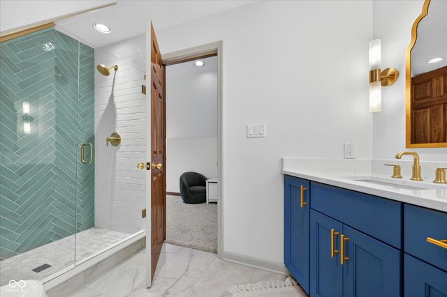 3762 Bent Tree Lane, Greenwood, IN 46143