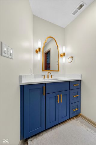 3762 Bent Tree Lane, Greenwood, IN 46143