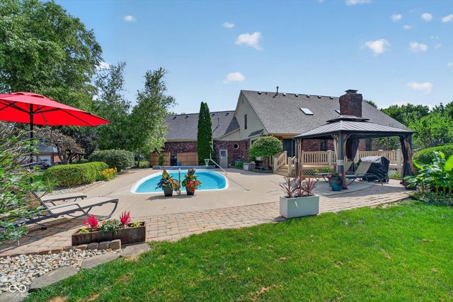 3762 Bent Tree Lane, Greenwood, IN 46143
