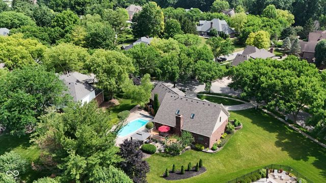 3762 Bent Tree Lane, Greenwood, IN 46143