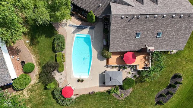 3762 Bent Tree Lane, Greenwood, IN 46143
