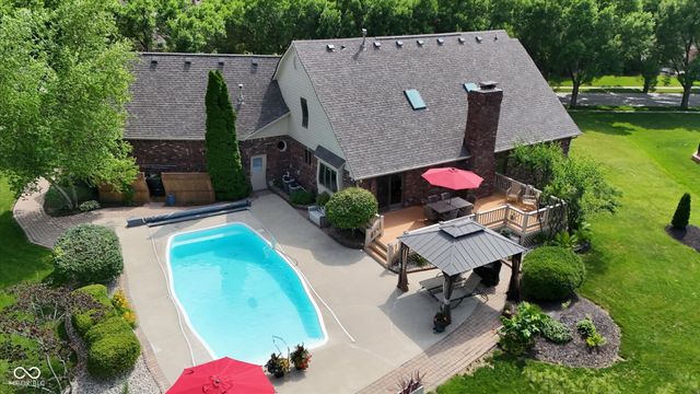 3762 Bent Tree Lane, Greenwood, IN 46143