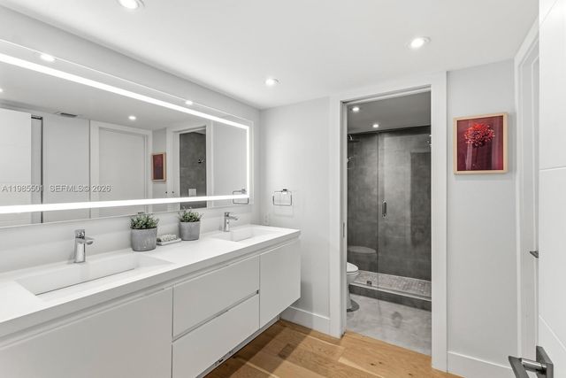 1111 Crandon Blvd A405, Key Biscayne, FL 33149