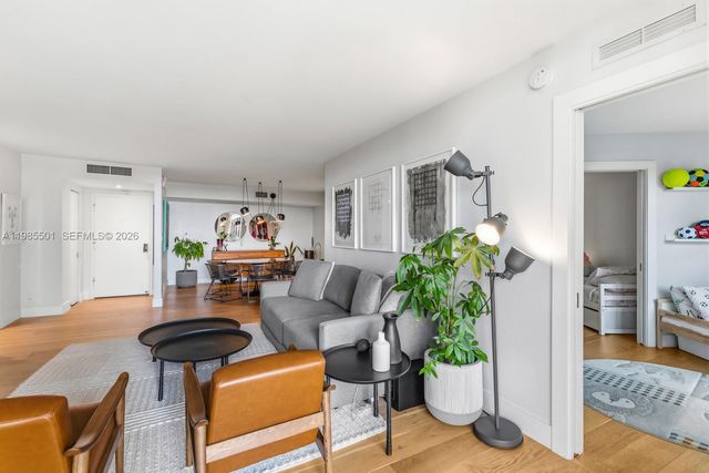 1111 Crandon Blvd A405, Key Biscayne, FL 33149