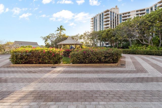 1111 Crandon Blvd A405, Key Biscayne, FL 33149