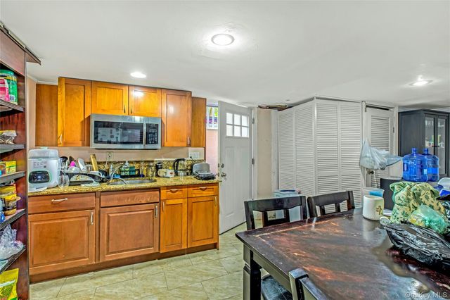 1208 America Avenue, West Babylon, NY 11704