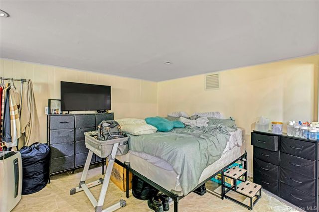 1208 America Avenue, West Babylon, NY 11704