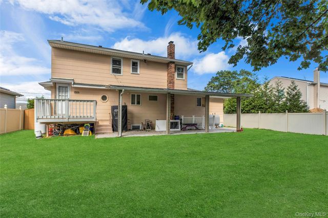 1208 America Avenue, West Babylon, NY 11704