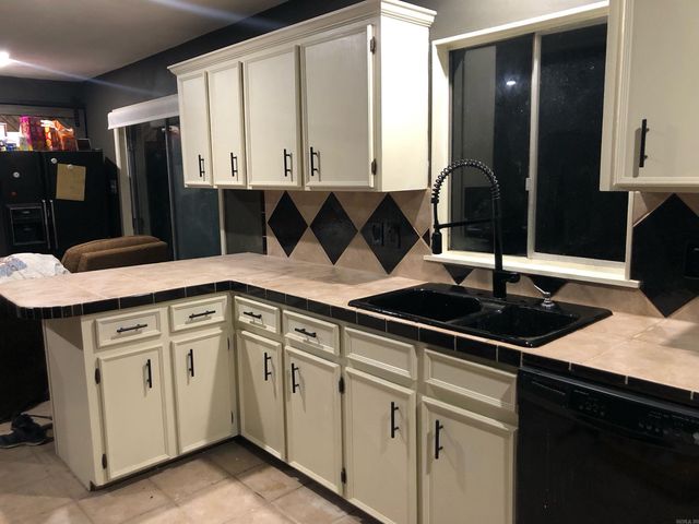 2589 Lakeside Drive, Benton, AR 72019