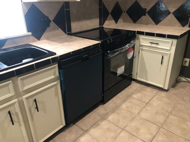 2589 Lakeside Drive, Benton, AR 72019