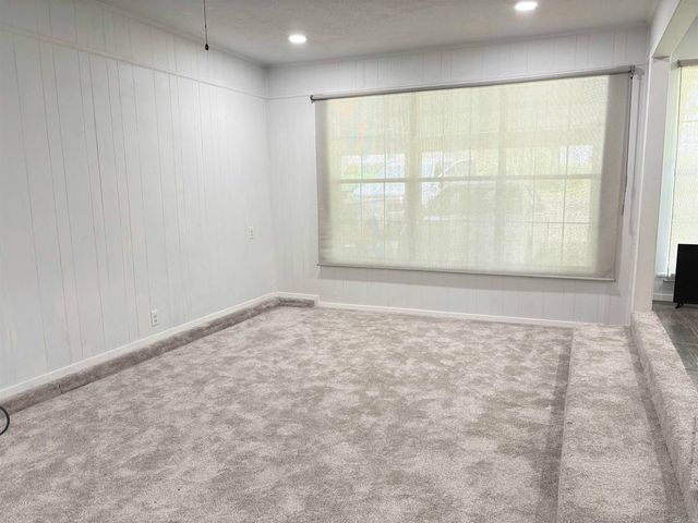 2589 Lakeside Drive, Benton, AR 72019