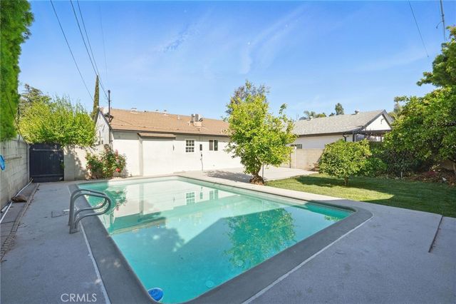 4938 Chimineas, Tarzana, CA 91356