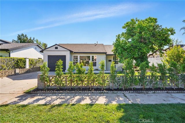 4938 Chimineas, Tarzana, CA 91356