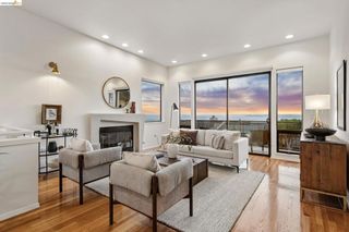 45 Schooner Hl, Oakland, CA 94618