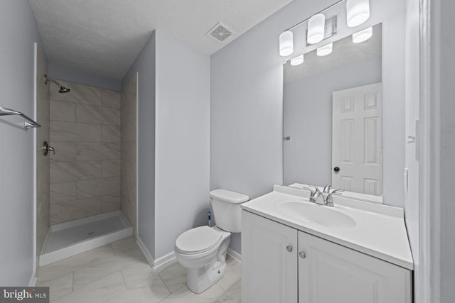 603 KENSINGTON DR, Fredericksburg, VA 22405