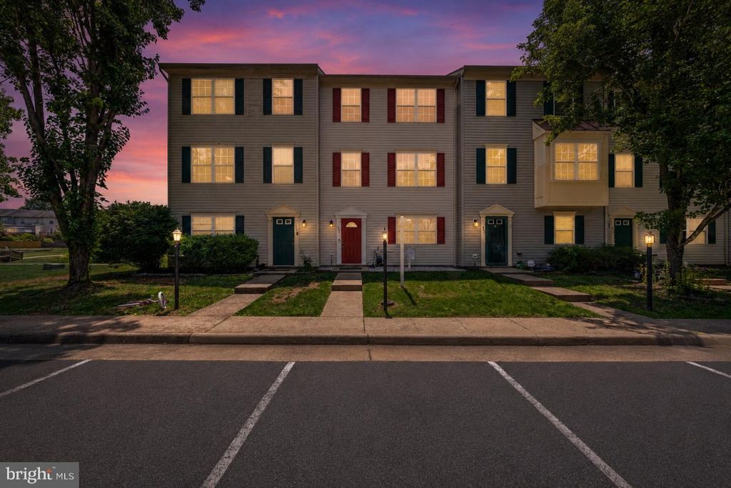 603 KENSINGTON DR, Fredericksburg, VA 22405