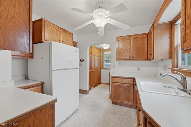 556 Belvedere Avenue SE, Warren, OH 44483