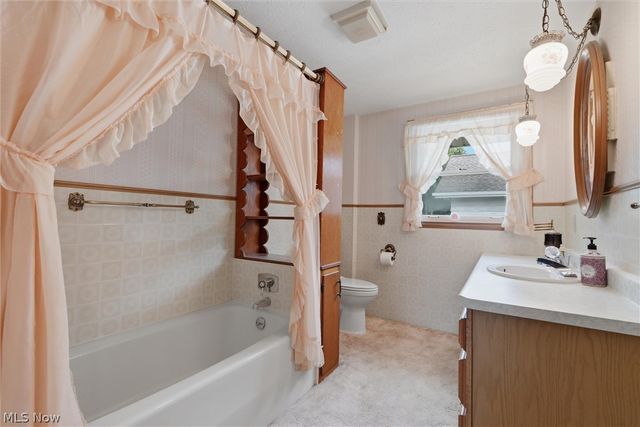 556 Belvedere Avenue SE, Warren, OH 44483