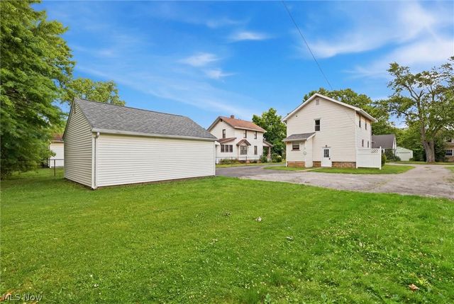 556 Belvedere Avenue SE, Warren, OH 44483