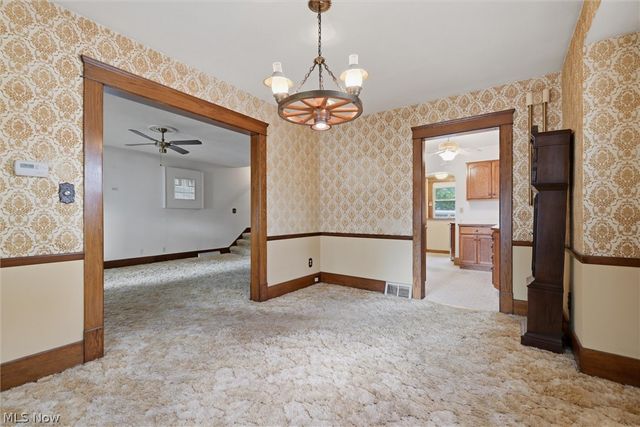 556 Belvedere Avenue SE, Warren, OH 44483
