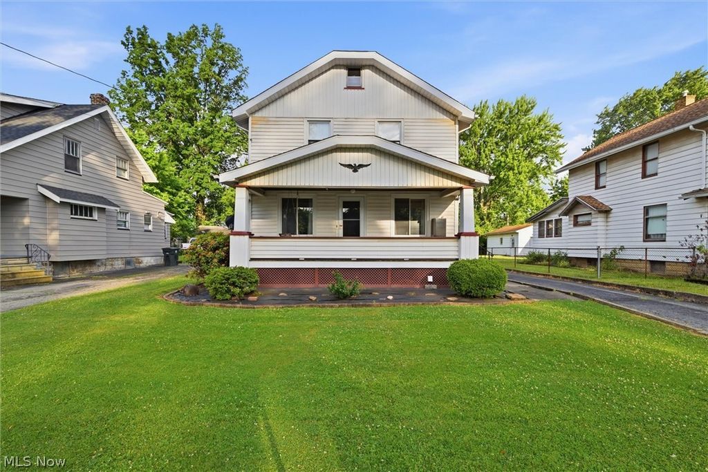 556 Belvedere Avenue SE, Warren, OH 44483