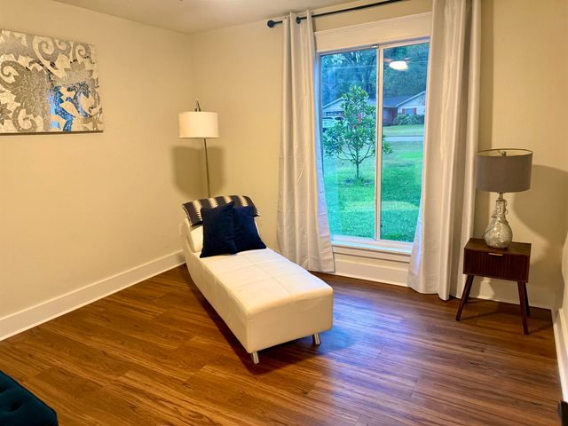 3368 Wood Hill Drive, Tallahassee, FL 32303