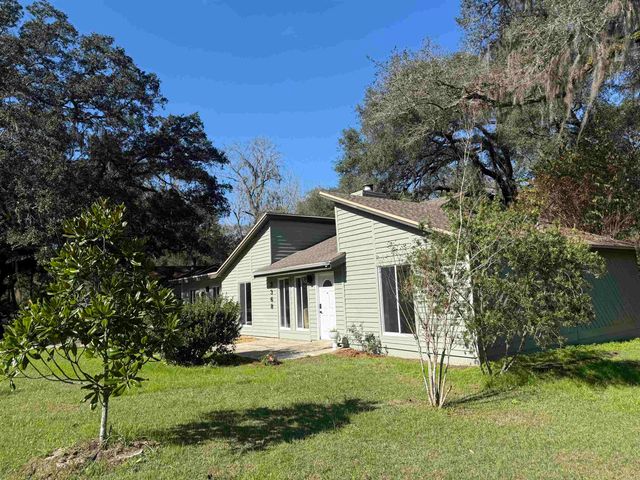 3368 Wood Hill Drive, Tallahassee, FL 32303