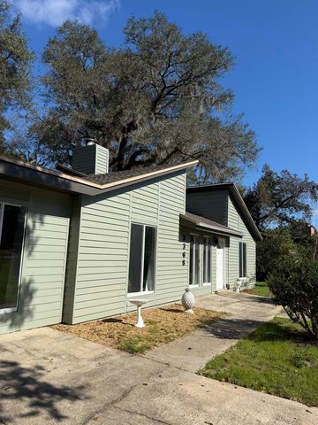 3368 Wood Hill Drive, Tallahassee, FL 32303
